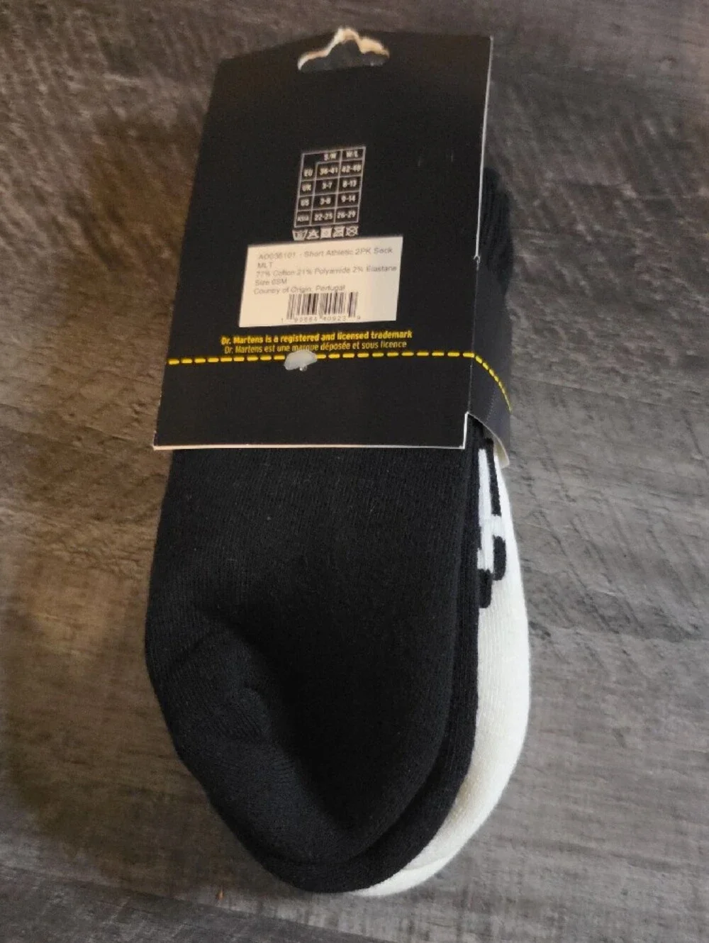 Dr. Martens  White & Yellow Logo Crew Socks 2 Pack